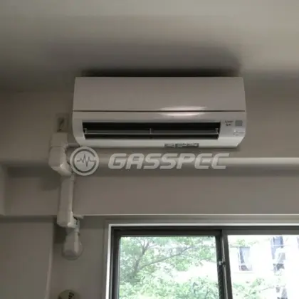 施工後のエアコン（三菱 MSZ-GV2524-W）