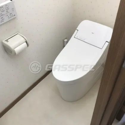 施工後のトイレ（TOTO CES9415#NW1）