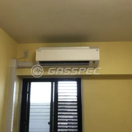 施工後のエアコン（ダイキン S224ATES-W）