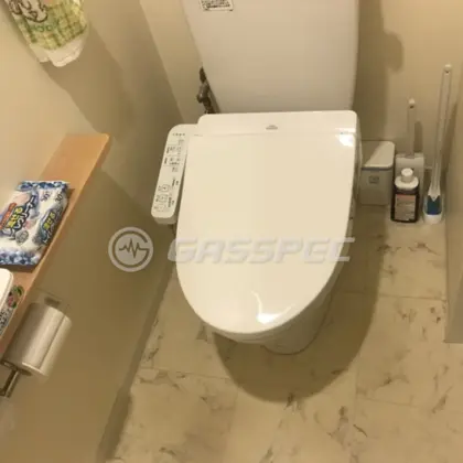 施工後の便座（TOTO TCF2223E#NW1）