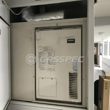 施工前の暖房熱源機（AT-4200ARSSW3Q-56-H）