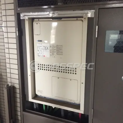 施工前の暖房熱源機（GTH-2413AWXH-H）