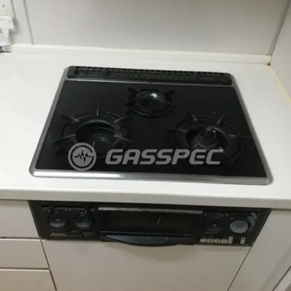 施工前のビルトインガスコンロ（RBG-N31AWG5L）