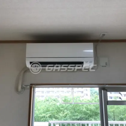 施工後のエアコン（三菱 MSZ-GV2524-W）
