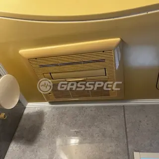 施工前の浴室乾燥機（FD2809F1）