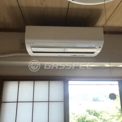 施工後のエアコン（三菱 MSZ-BXV2224-W）