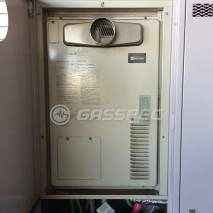 施工前の暖房熱源機（AT-4200ARSAW3Q-C）