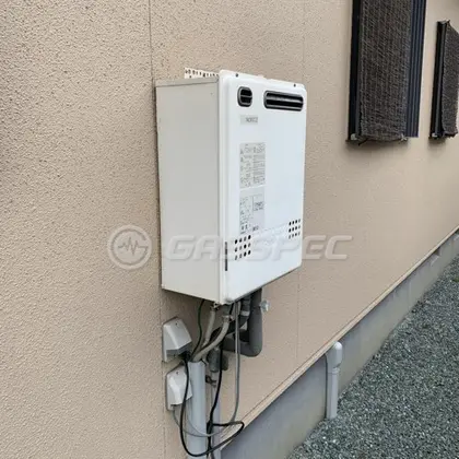 施工前の給湯器（GT-2427AWX）