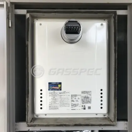 施工後の給湯器（ノーリツ GT-2470SAW-T BL）