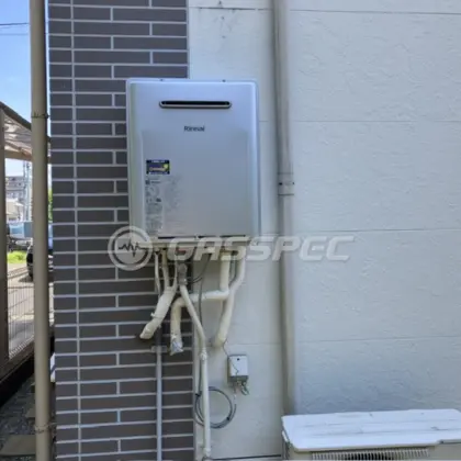 施工後の給湯器（リンナイ RUF-E2406SAW(A)）