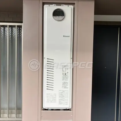 施工後の暖房熱源機（リンナイ RUFH-SA2400AW2-6）