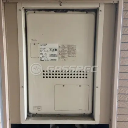 施工前の暖房熱源機（GTH-2417AWX3H-H）