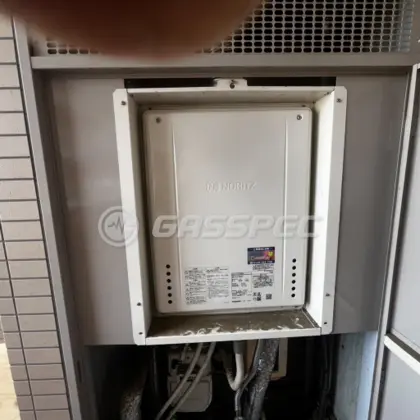 施工後の給湯器（ノーリツ GT-2470SAW-H BL）