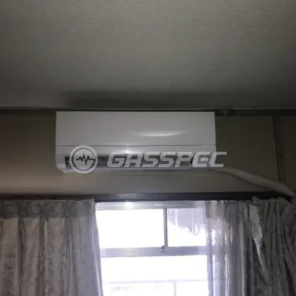 施工後のエアコン（三菱 MSZ-GV2824-W）