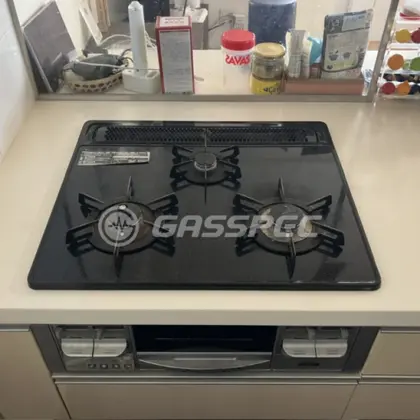 施工前のビルトインガスコンロ（DG32E1DSSVR）