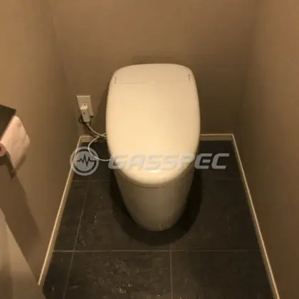施工後のトイレ（TOTO CES9510#NW1）