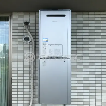 施工後の暖房熱源機（リンナイ RUFH-E2407AW2-3(A)）