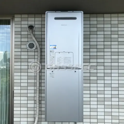 交換後の暖房熱源機（リンナイ RUFH-E2407AW2-3(A)）