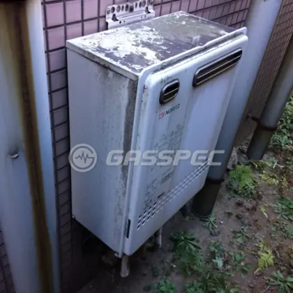 施工前の給湯器（GT-1627SAWX）