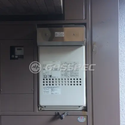 施工前の給湯器（YV2460R）