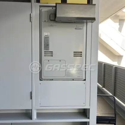 施工前の暖房熱源機（RUFH-K2400AA2-6）
