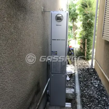 施工後の暖房熱源機（リンナイ RUFH-SE2408AW2-3）