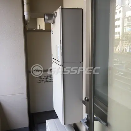 施工前の給湯器（RUF-A1600SAT）