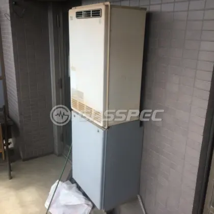 施工前の暖房熱源機（GTH-241AW）