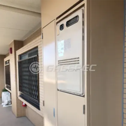 施工前の暖房熱源機（GTH-2413AWXH）