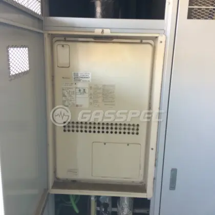 施工前の暖房熱源機（GTH-2413AWXH-H）