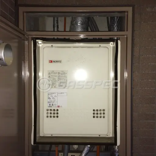 交換前の給湯器（ノーリツ GT-2427SAWX-TB）