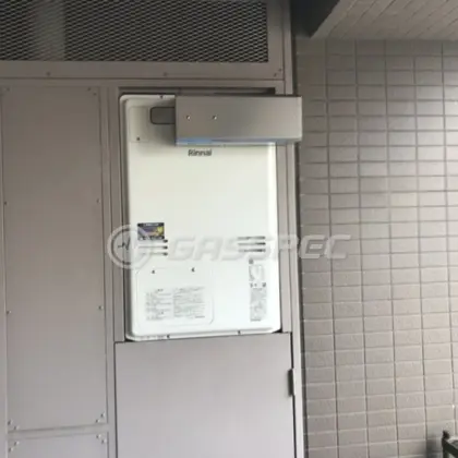 施工後の暖房熱源機（リンナイ RUFH-A2400AA2-3(A)）