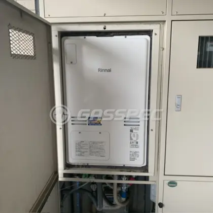 施工後の暖房熱源機（リンナイ RUFH-A2400AU2-3(A)）