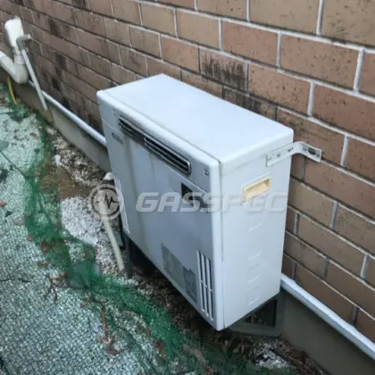 施工前の給湯器（GX-S2400AR）