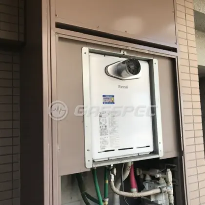 施工後の給湯器（リンナイ RUF-A2405SAT-L(C)）