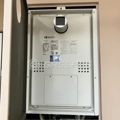 施工後の暖房熱源機（ノーリツ GTH-CP2460AW3H-T-1 BL）