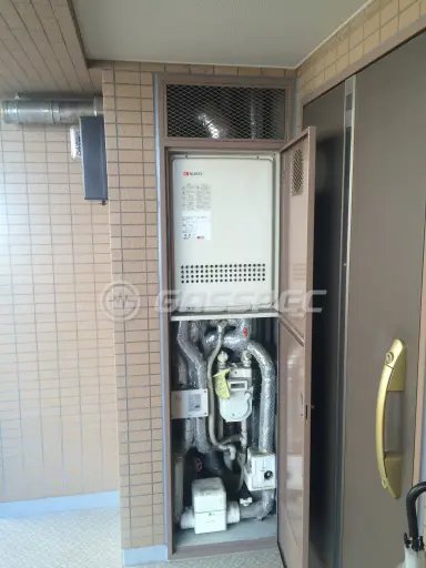 施工前の給湯器（GT-2022SAWX-H）