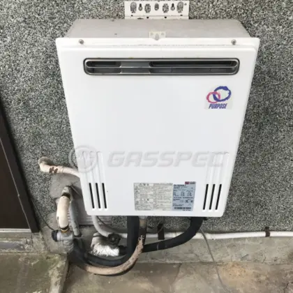 施工前の給湯器（GX1600AWー1）