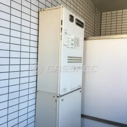 施工前の暖房熱源機（GTH-2417AWX3H）