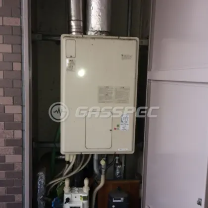 施工前の暖房熱源機（RUFH-2403AFF2）