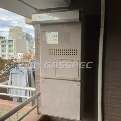 施工前の暖房熱源機（GTH-2417AWX3H-L）