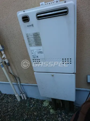 交換前の給湯器（ノーリツ GT-2427SAWX）