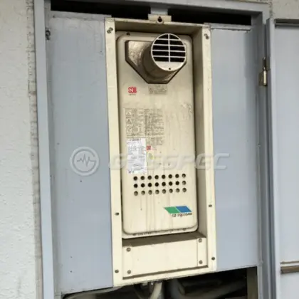 施工前の給湯器（GT-2003SAW-T）