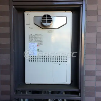 施工前の暖房熱源機（GTH-2401AWX-T）