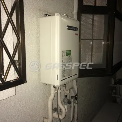 施工後の給湯器（リンナイ RUX-A1611W-E）