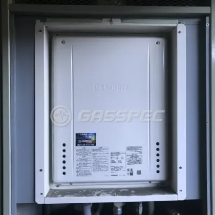 施工後の給湯器（ノーリツ GT-2470SAW-H BL）