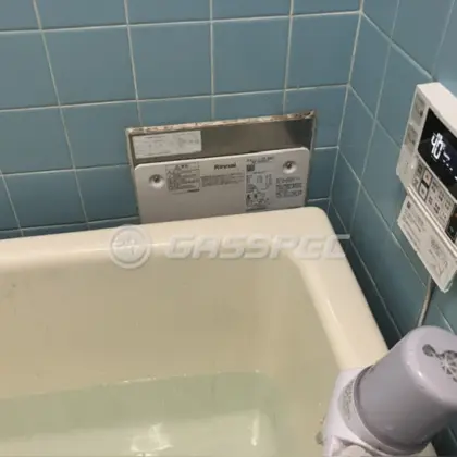 施工後の給湯器（リンナイ RUF-HA163A-E）
