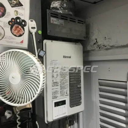 施工後の給湯器（リンナイ RUXC-V1615SWF-HP(B)）