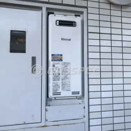 施工後の給湯器（リンナイ RUF-SA1615SAW(A)）