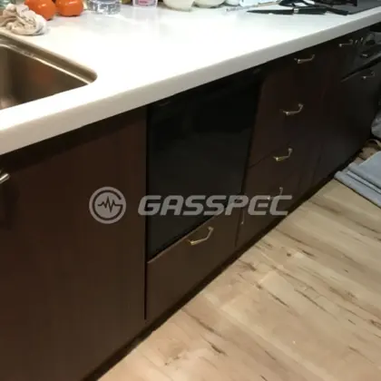 施工後のビルトイン食洗機（パナソニック NP-45RS9K）